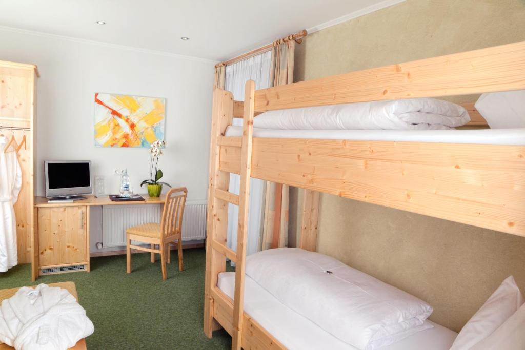 Hotel Garni Burger Sankt Jakob in Defereggen Quarto foto